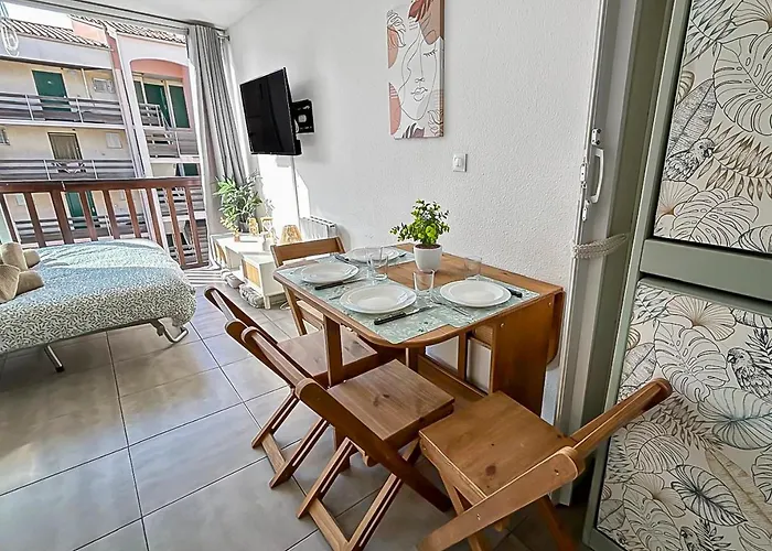 Piscine, Tennis & Vue Sur Le Port 아그