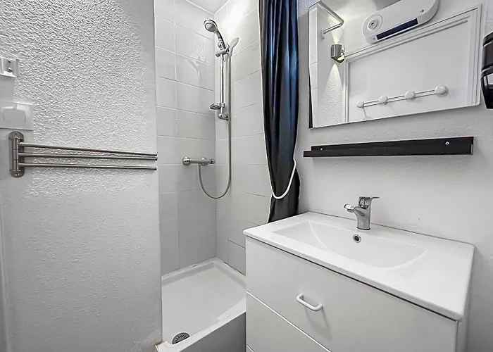 Piscine, Tennis & Vue Sur Le Port 아파트 아그