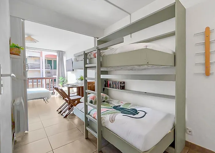 Apartman Piscine, Tennis & Vue Sur Le Port